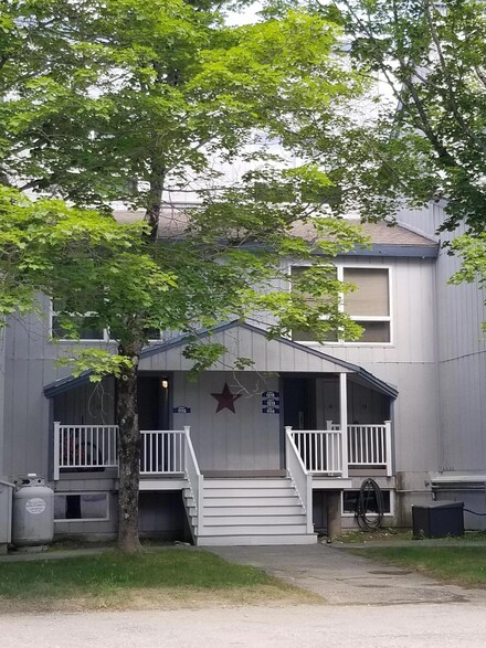 14 Left Bank Rd Unit 14, Carrabassett Valley, ME 04947
