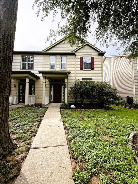 2243 Walnut Fair Ln, Spring, TX 77373