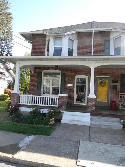 115 S 4th St, Coplay, PA 18037