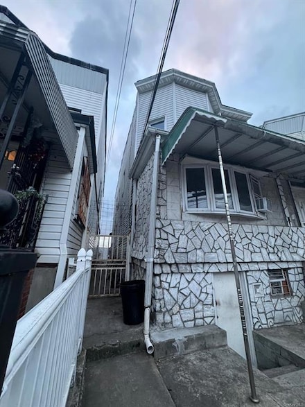 102-10 32nd Ave, Flushing, NY 11369