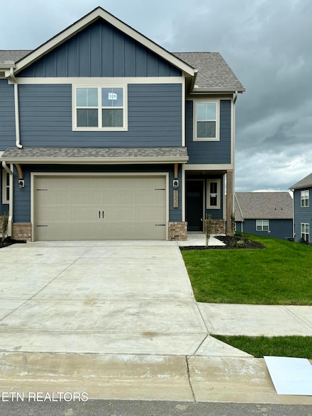 1335 Mountain Quail Cir, Maryville, TN 37801