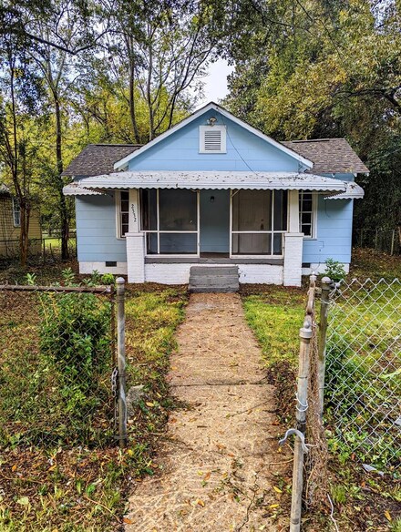 2332 Garden Dr, Columbus, GA 31903