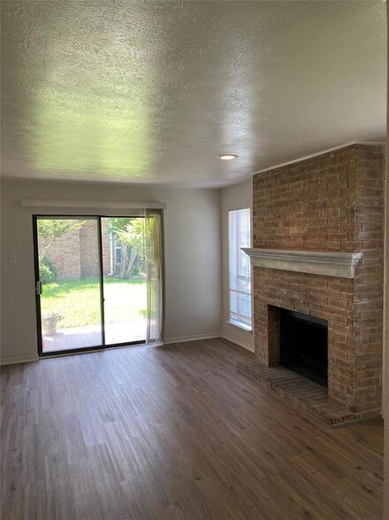 5902 Marvin Loving Dr Unit 104, Garland, TX 75043