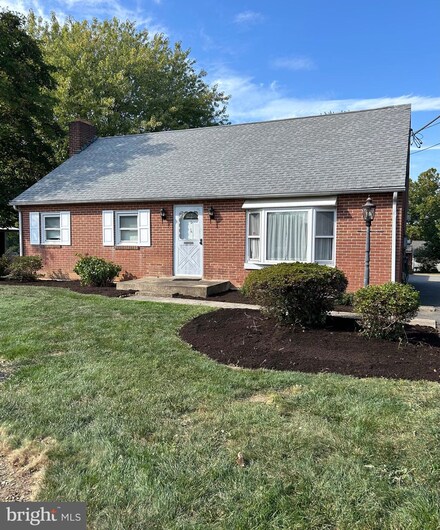 3671 Horizon Dr, Lancaster, PA 17601
