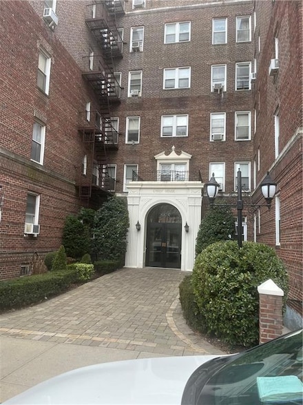 868 E 7th St Unit 1A, Brooklyn, NY 11230