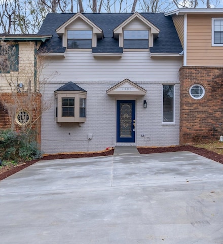 1305 Cross Creek Cir, Tallahassee, FL 32301
