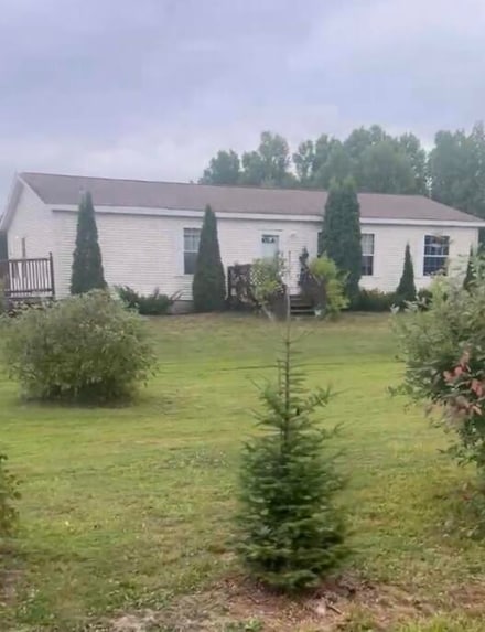 7386 E Leask Rd Unit 7386, Sault Sainte Marie, MI 49783
