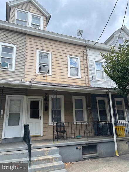510 Emory Ave, Trenton, NJ 08611
