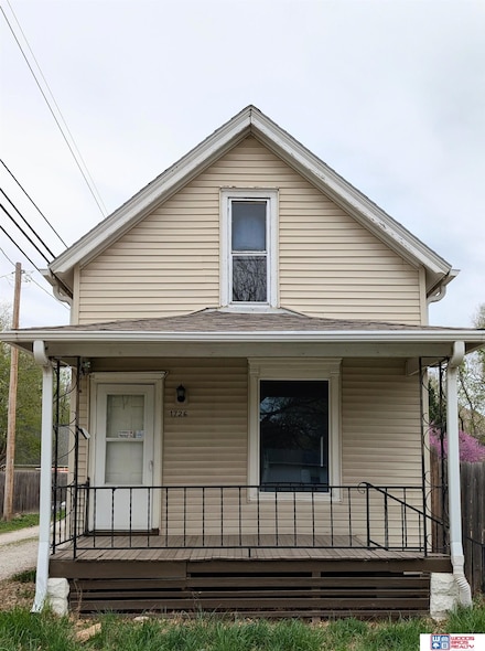 1726 S 10th St, Lincoln, NE 68502
