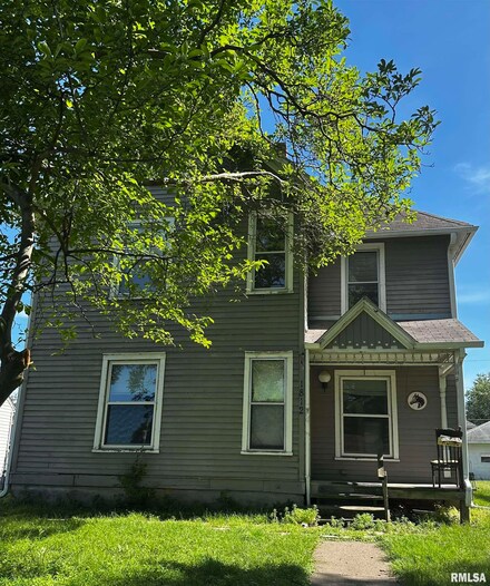 1812 11th Ave, Moline, IL 61265