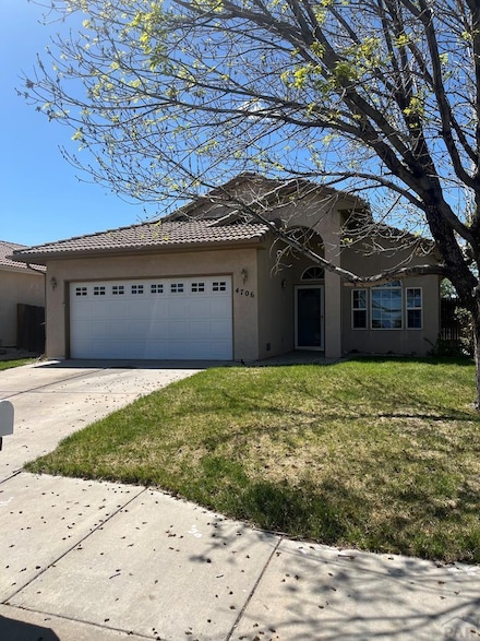 4706 Solar Dr, Pueblo, CO 81005