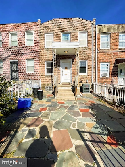 1935 W Chew St, Philadelphia, PA 19141