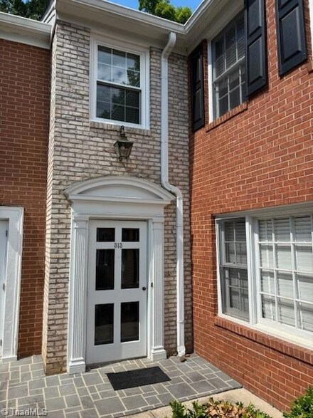 313 Hanover Arms Ct Unit 313, Winston Salem, NC 27104