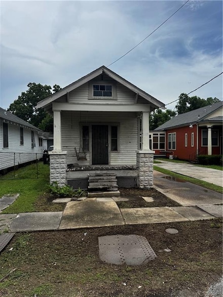 1118 Casa Calvo St, New Orleans, LA 70114