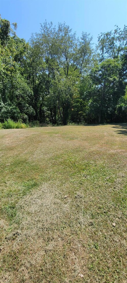 4864 Roger Loop, Pulaski, VA 24301