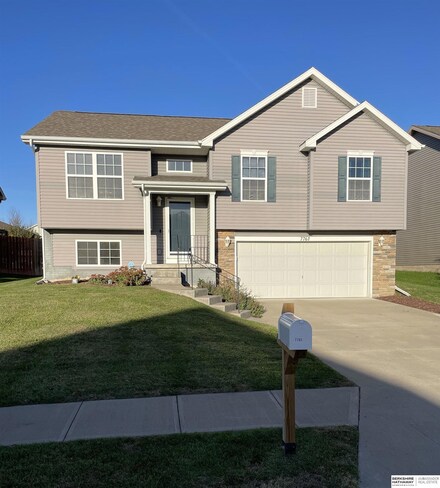 7761 N 86th Ave, Omaha, NE 68122