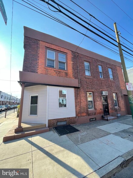 2201 Winton St, Philadelphia, PA 19145