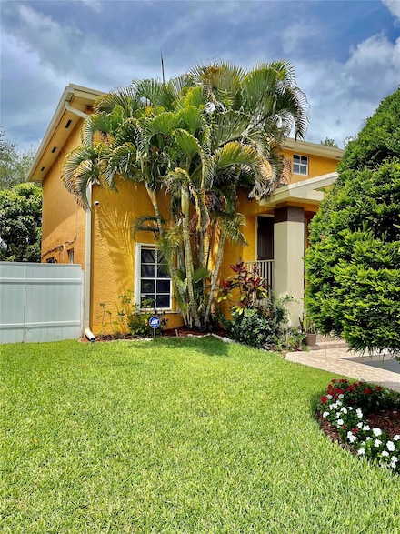 5871 Woodland Point Dr, Tamarac, FL 33319