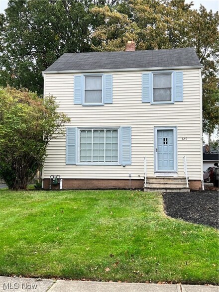 325 E 218th St, Euclid, OH 44123