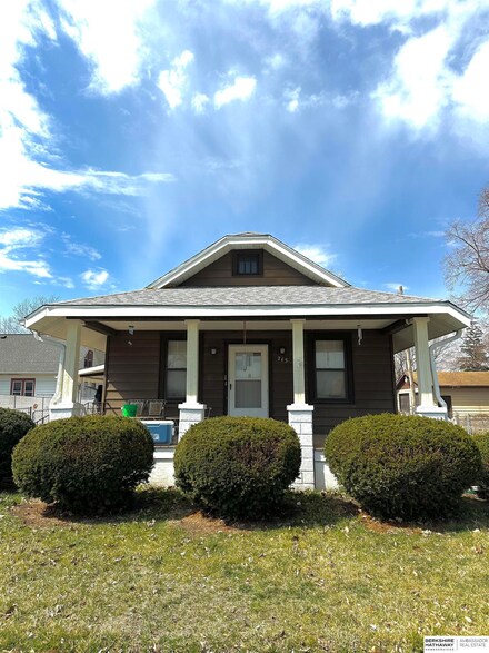715 N Hancock St, Fremont, NE 68025