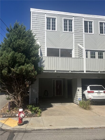 332 Hailman St, Pittsburgh, PA 15206