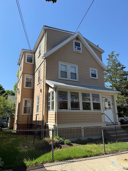 10 Gladstone St Unit 1, Cambridge, MA 02140