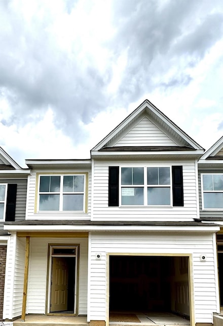 56 Fair Village Ln, Simpsonville, SC 29680