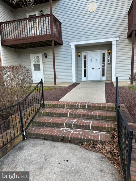 101 N Caroline Place Unit 101, Dover, DE 19904