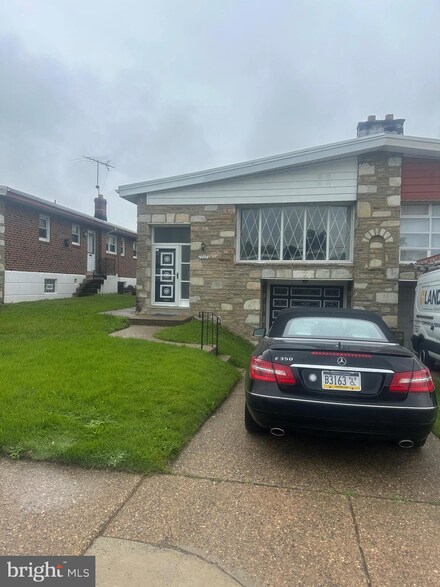 7707 Algon Ave, Philadelphia, PA 19111