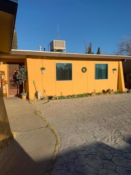 2416 Red Sails Dr, El Paso, TX 79936
