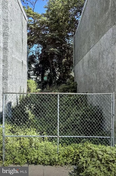 4935 Hoopes St, Philadelphia, PA 19139