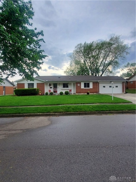 421 Stuckhardt Rd, Dayton, OH 45426