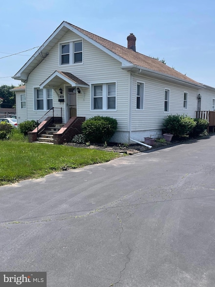 812 S Delsea Dr, Clayton, NJ 08312