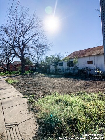 600 W Mitchell St, San Antonio, TX 78204