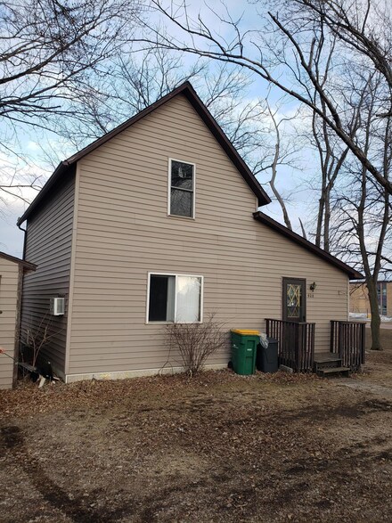 406 Reynolds St, Granada, MN 56039