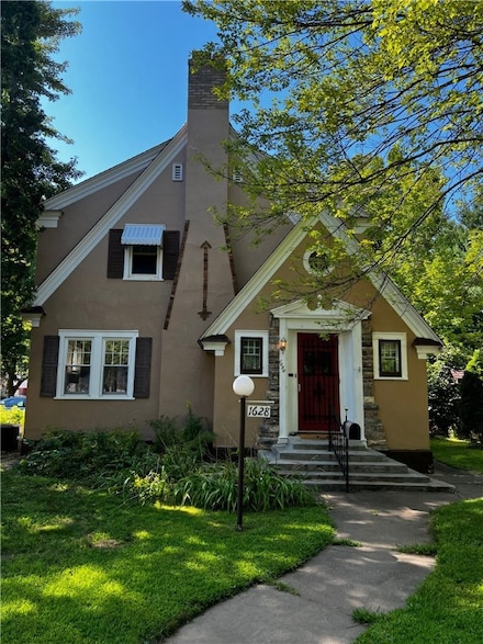 1628 Rust St, Eau Claire, WI 54701