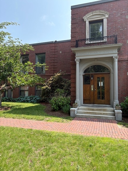 15 Waverly St Unit 160, Brighton, MA 02135