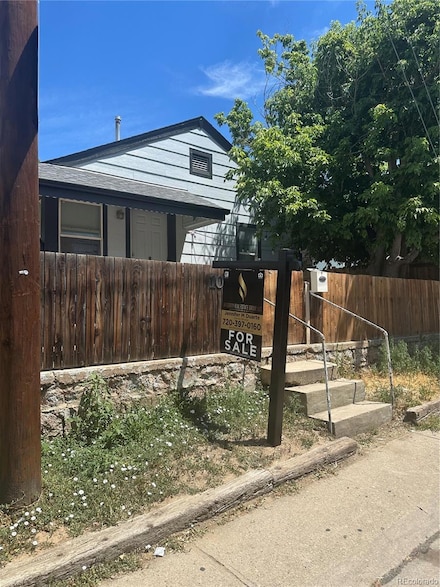 10425 E 16th Ave, Aurora, CO 80010