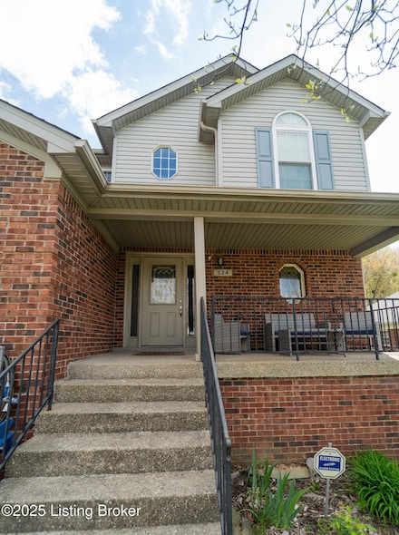 524 Chieftain Dr, Fairdale, KY 40118