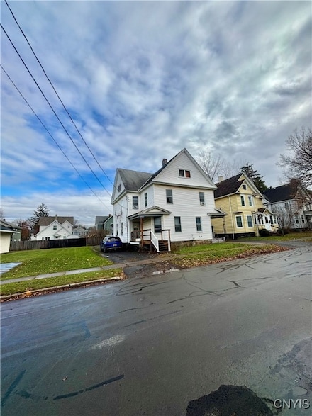 4 Warren Ave, Auburn, NY 13021