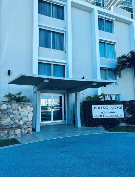 1527 S Flagler Dr Unit 3020, West Palm Beach, FL 33401