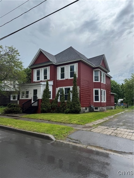 924 Academy St, Watertown, NY 13601