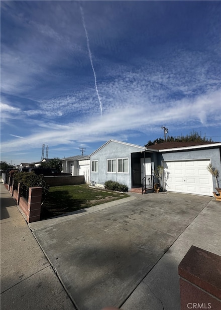 1047 E Spicer St, Carson, CA 90745