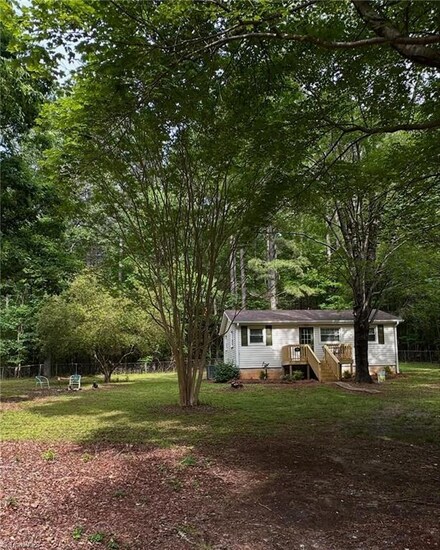 7801 Craig Rd, Belews Creek, NC 27009