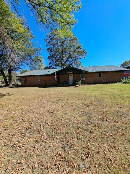 8 NE Chickasaw, Millerton, OK 74750