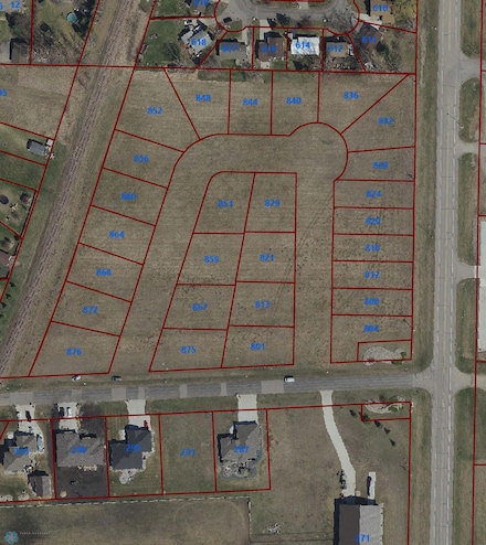 801 Harvest Cir, Horace, ND 58047
