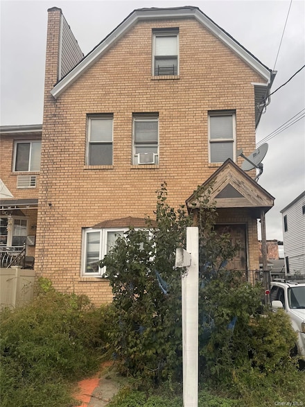 19415 120th Ave, Saint Albans, NY 11412