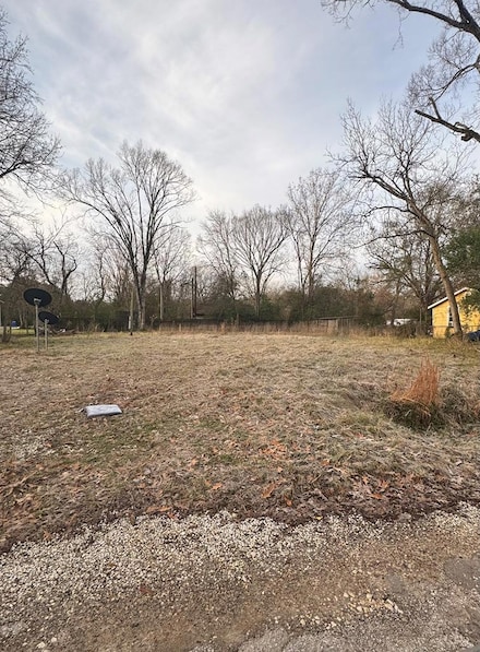 279 W Maple St, Huntington, TX 75949