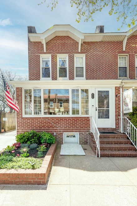 626 81st St, Brooklyn, NY 11209