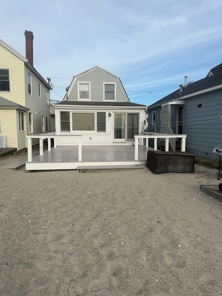 797 E Broadway, Milford, CT 06460